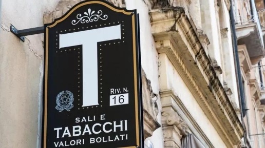 Foto Bar a Bientina Centro di 30 m² con 1 locali in vendita