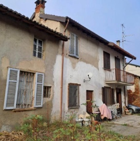 Foto Appartamento a Tromello Centro di 140 m² con 6 locali in vendita