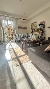 Foto Appartamento in Via Antonio Serra, Roma di 65 m² con 3 locali