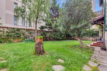 Foto Appartamento in via cecchi, Milano Washington di 140 m² con 3 locali