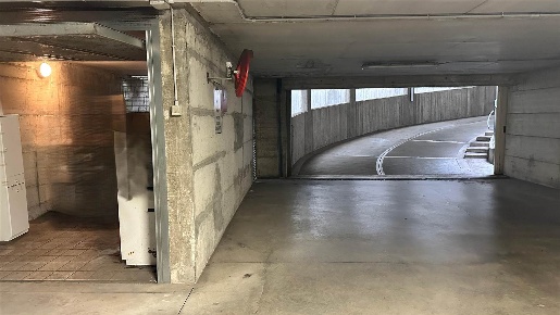 Foto Garage in Via Carlo Perini 19, Milano Quarto Oggiaro di 15 m²