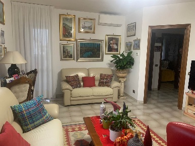 Foto Appartamento a Vigevano Cimitero, Mondetti di 90 m² con 3 locali