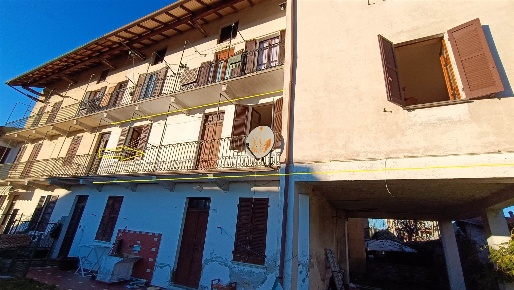 Foto Appartamento a Invorio Centro di 78 m² con 3 locali in vendita