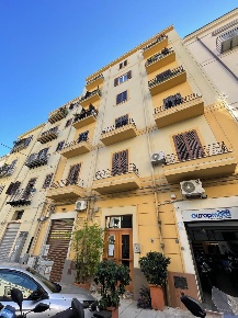 Foto Appartamento in Via Mariano Stabile 48, Palermo Roma - Cavour