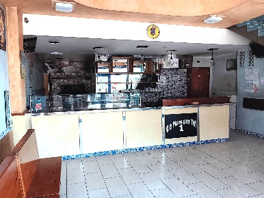 Foto Attività commerciale in VIA AURELIA SUD 75, Viareggio di 300 m²