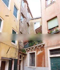 Foto Appartamento in Cannaregio 6254/A, Venezia di 85 m² con 4 locali