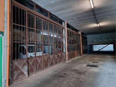 Foto Magazzino in via grange de barme, Châtillon Centro di 187 m²