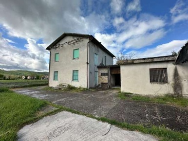 Foto Appartamento in Località Cà L'Agostina, Fermignano Ca' L'Agostina