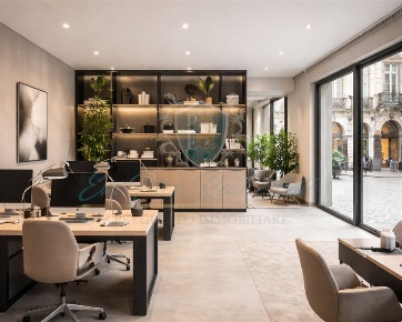 Foto Ufficio in Via XX Settembre, Lodi Centro Storico di 72 m² con 1 locali