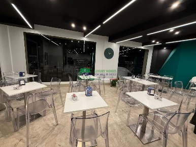 Foto Attività commerciale in Via Degli Eucalipti, Comiso Centro di 250 m²