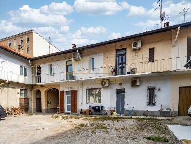 Foto Appartamento in via volta, Lissone Centro Storico di 50 m² in vendita