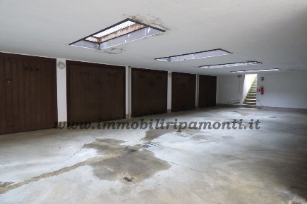 Foto Box in Via Azzone Visconti, Lecco Centro di 14 m² in affitto