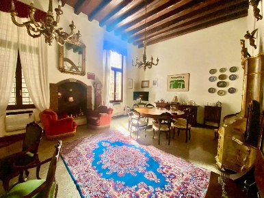 Foto Appartamento a Venezia San Polo di 143 m² con 5 locali in vendita
