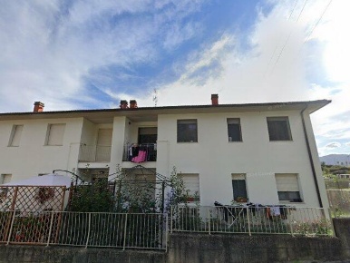 Foto Appartamento a Cavriglia di 93 m² con 3 locali in vendita