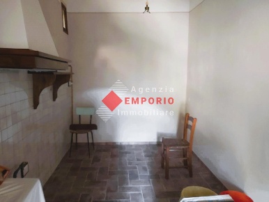 Foto Appartamento a Vicopisano Centro di 180 m² con 9 locali in vendita