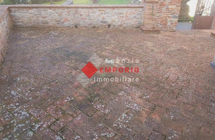 Foto Appartamento a Vicopisano Centro di 180 m² con 9 locali in vendita