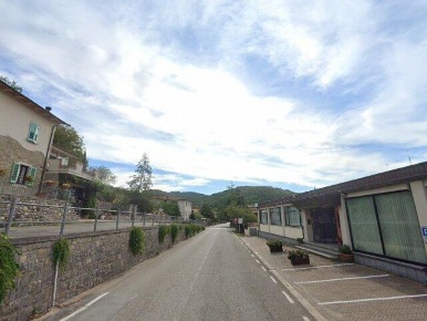 Foto Terreno residenziale a Gaiole in Chianti Centro di 10659 m² in vendita