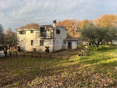 Foto Villa unifamiliare in Via Flaminia Km 43.300, Faleria di 155 m²
