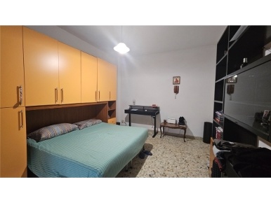 Foto Appartamento in VIA DELEDDA, Scandicci Centro di 60 m² con 3 locali