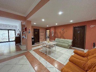 Foto Appartamento in corso italia, Crosia Mirto di 181 m² con 6 locali