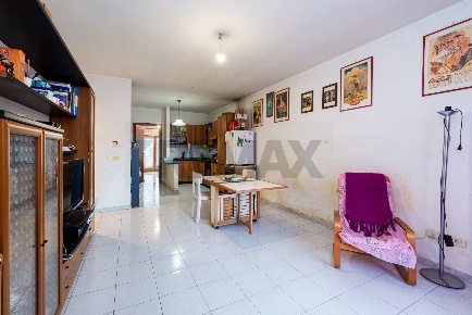 Foto Duplex in Via Della Verbena, Roma Acilia di 100 m² con 5 locali