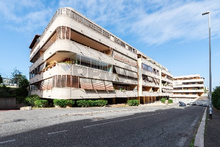 Foto Box in via francesca bertini, Roma Malafede di 18 m² con 1 locali