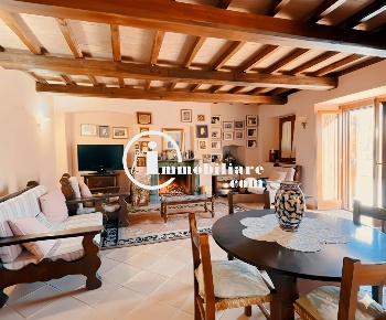 Foto Villa singola in Viale Luigi Cesa, Arcinazzo Romano di 335 m²