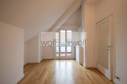 Foto Attico in Via Manzoni, Milano Scala - Manzoni di 127 m² con 4 locali