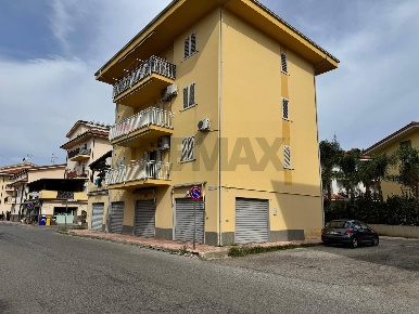 Foto Appartamento in via Fior di Loto, Corigliano-Rossano di 115 m²
