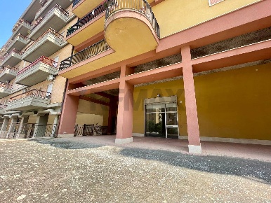 Foto Locale commerciale in Via Don Giovanni Minzoni, Caltanissetta Centro