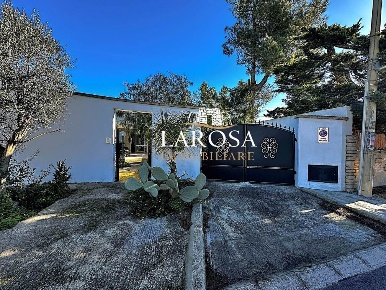 Foto Villa bifamiliare in Via Giunone 8, Melendugno Torre Specchia Ruggeri