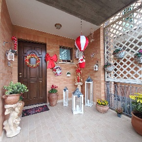 Foto Villa a schiera a Servigliano Centro di 240 m² con 6 locali in vendita