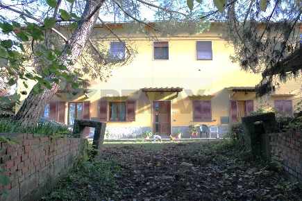 Foto Rustico in Via D'Ormicello, Empoli Martignana - Piazzano di 980 m²