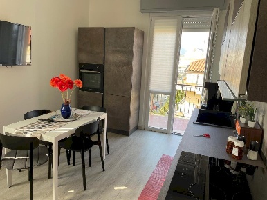 Foto Appartamento in via Patrioti, Albenga Centro di 65 m² con 3 locali