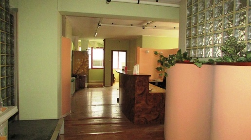 Foto Ufficio in VIA OTTONI 17, Matelica Centro di 450 m² con 17 locali