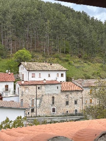 Foto Appartamento in Viale Santa Lucia 10, Pescasseroli di 80 m² in vendita