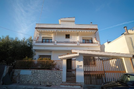 Foto Appartamento a Monteiasi di 180 m² con 6 locali in vendita