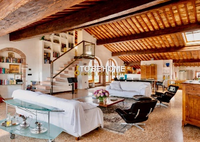 Foto Attico a Vicenza Centro Storico di 320 m² con 10 locali in vendita