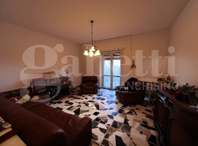 Foto Appartamento in Via CASULA 24, Oristano Centro di 126 m² con 4 locali