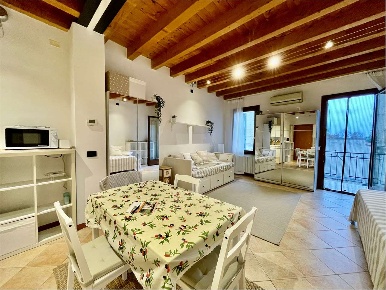 Foto Appartamento a Verona di 45 m² con 1 locali in affitto