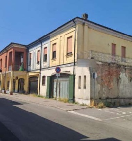 Foto Appartamento in Via Umberto I, Lungavilla Centro di 69 m² con 3 locali