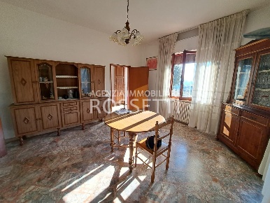 Foto Appartamento a Cerreto Guidi Lazzeretto di 130 m² con 5 locali