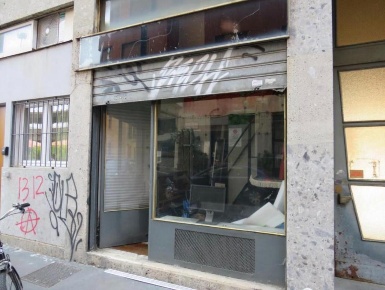 Foto Negozio a Milano Cascina dei Pomi di 26 m² con 1 locali in vendita