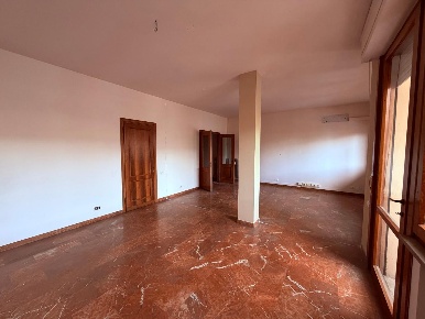 Foto Appartamento a Lucca San Concordio di 140 m² con 6 locali in vendita