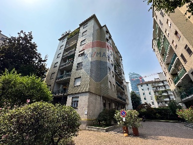 Foto Appartamento in Via Giovanni Da Procida, Milano Sempione di 90 m²