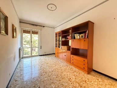 Foto Appartamento in Via Santa Lucia, Imperia Oneglia di 117 m² in vendita