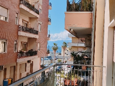 Foto Appartamento in Via Sandro Pertini, Reggio di Calabria di 135 m²