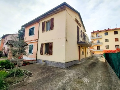 Foto Villa a schiera in Via Matteotti 8A, Gambettola di 150 m² con 9 locali
