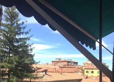 Foto Appartamento a Bologna Massarenti di 223 m² con 10 locali in vendita