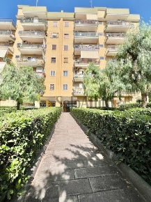 Foto Appartamento in DON GUANELLA 1, Bari Poggiofranco di 120 m² in affitto